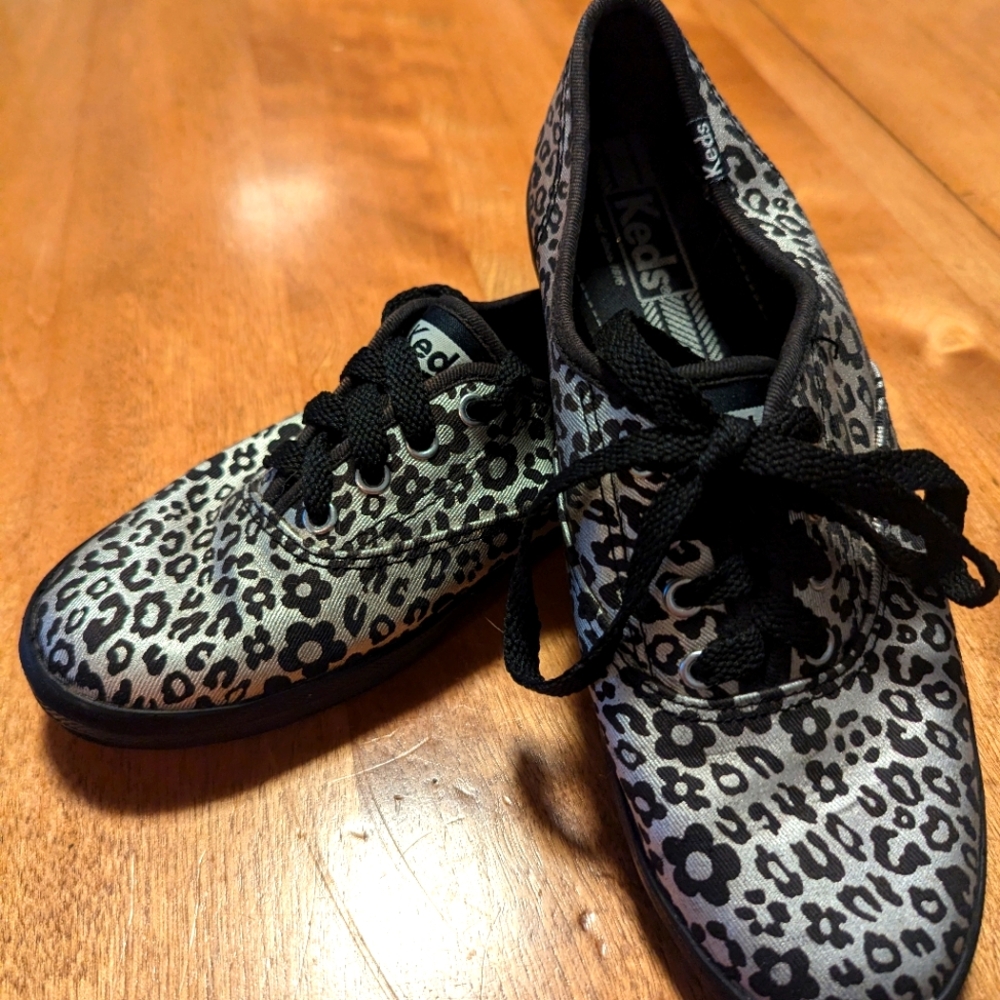 Keds metallic leopard spotted tennis shoes